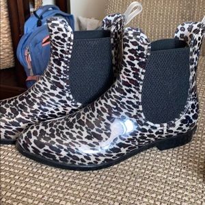 Leopard Print Rainboot Booties
